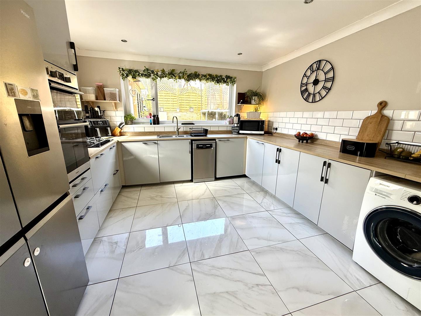 New Road, Jersey Marine, Neath, SA10 6JR